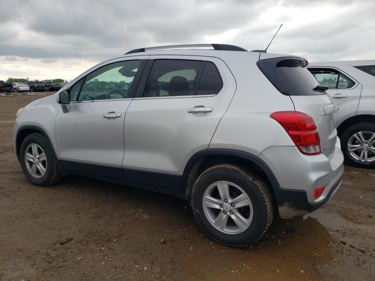 KL7CJLSB5HB178638 CHEVROLET TRAX 2017