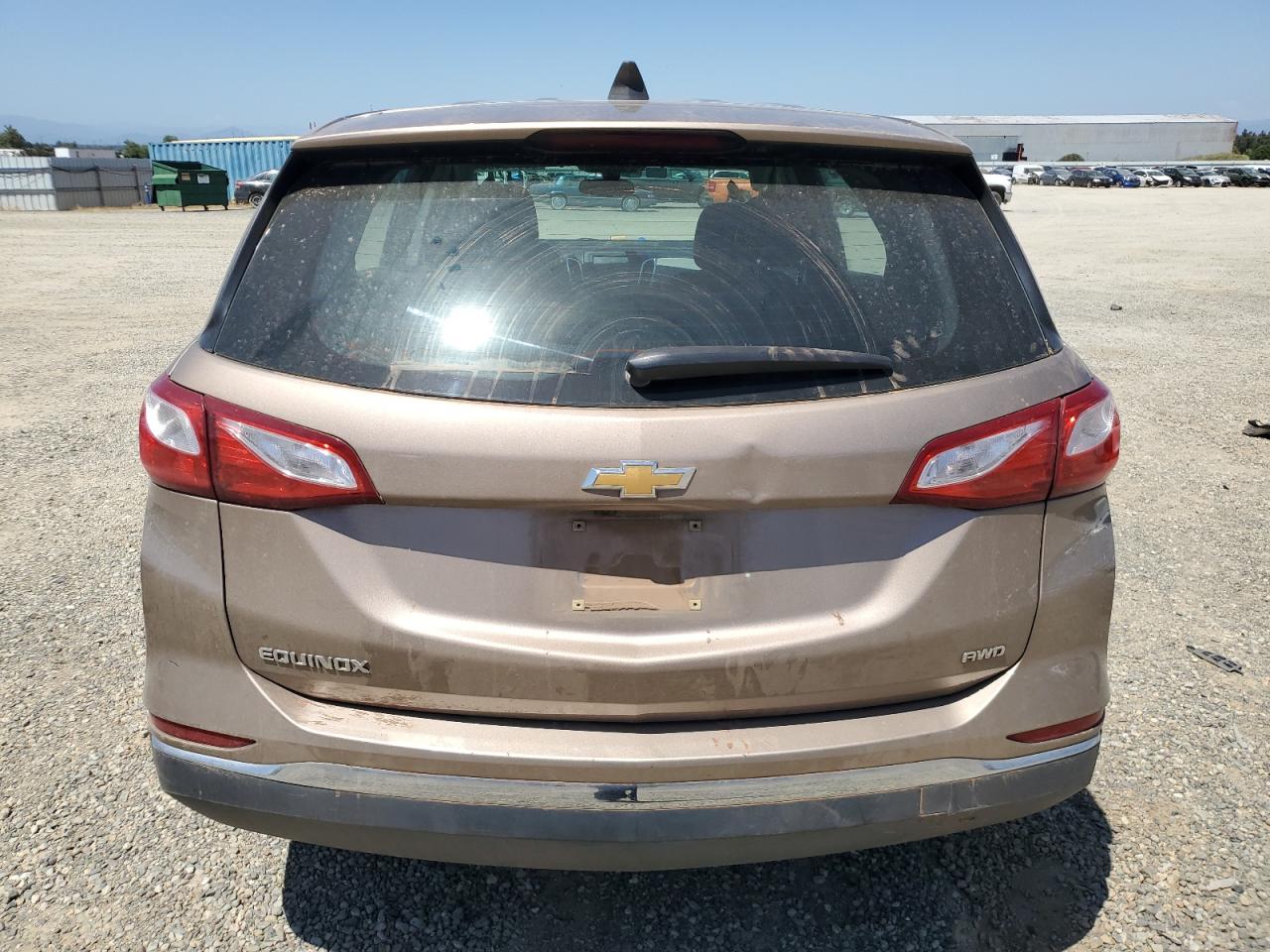 2GNAXREV8J6263944 CHEVROLET EQUINOX 2018