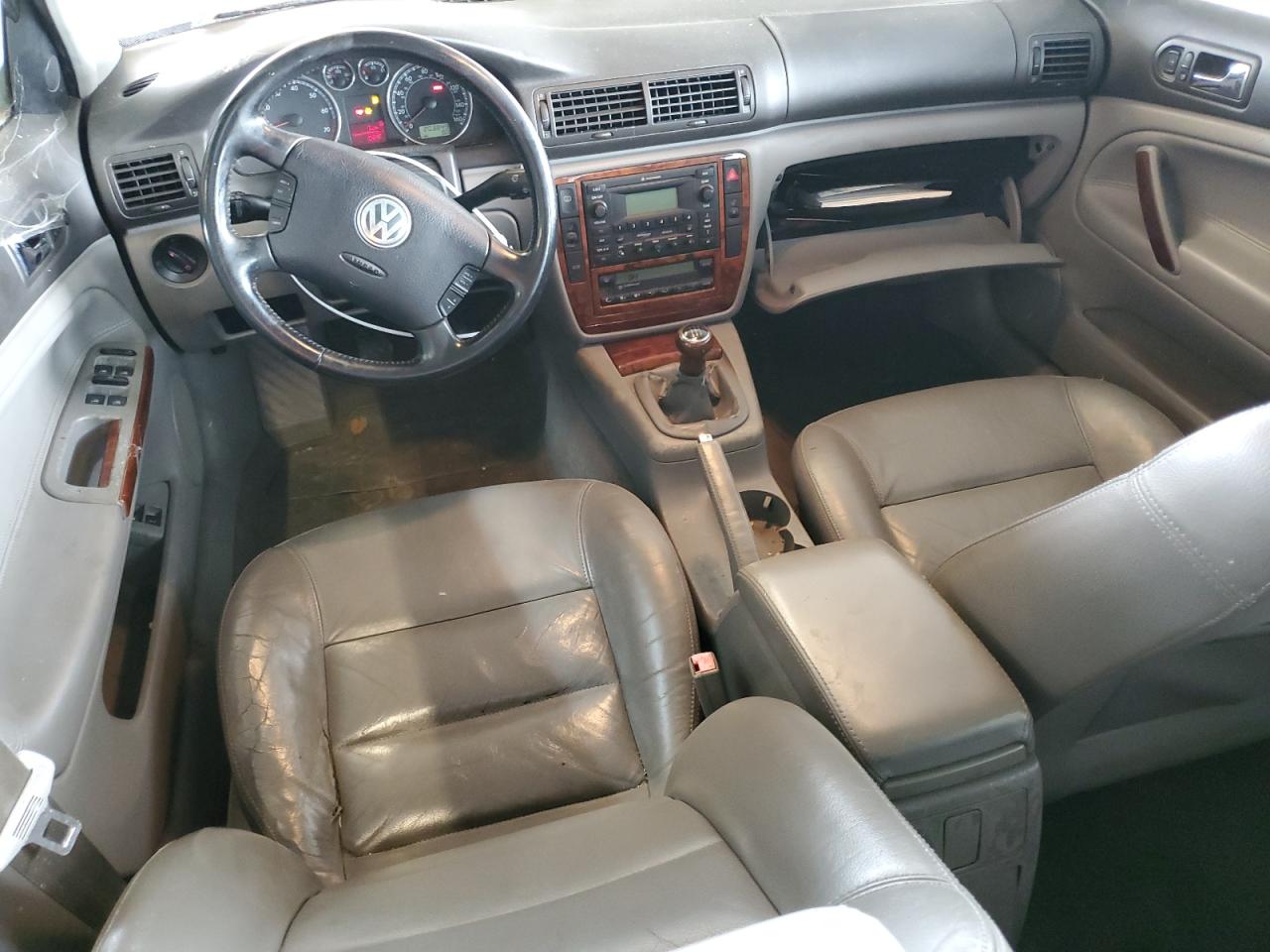 2003 Volkswagen Passat Glx VIN: WVWWH63B13E364504 Lot: 56071205