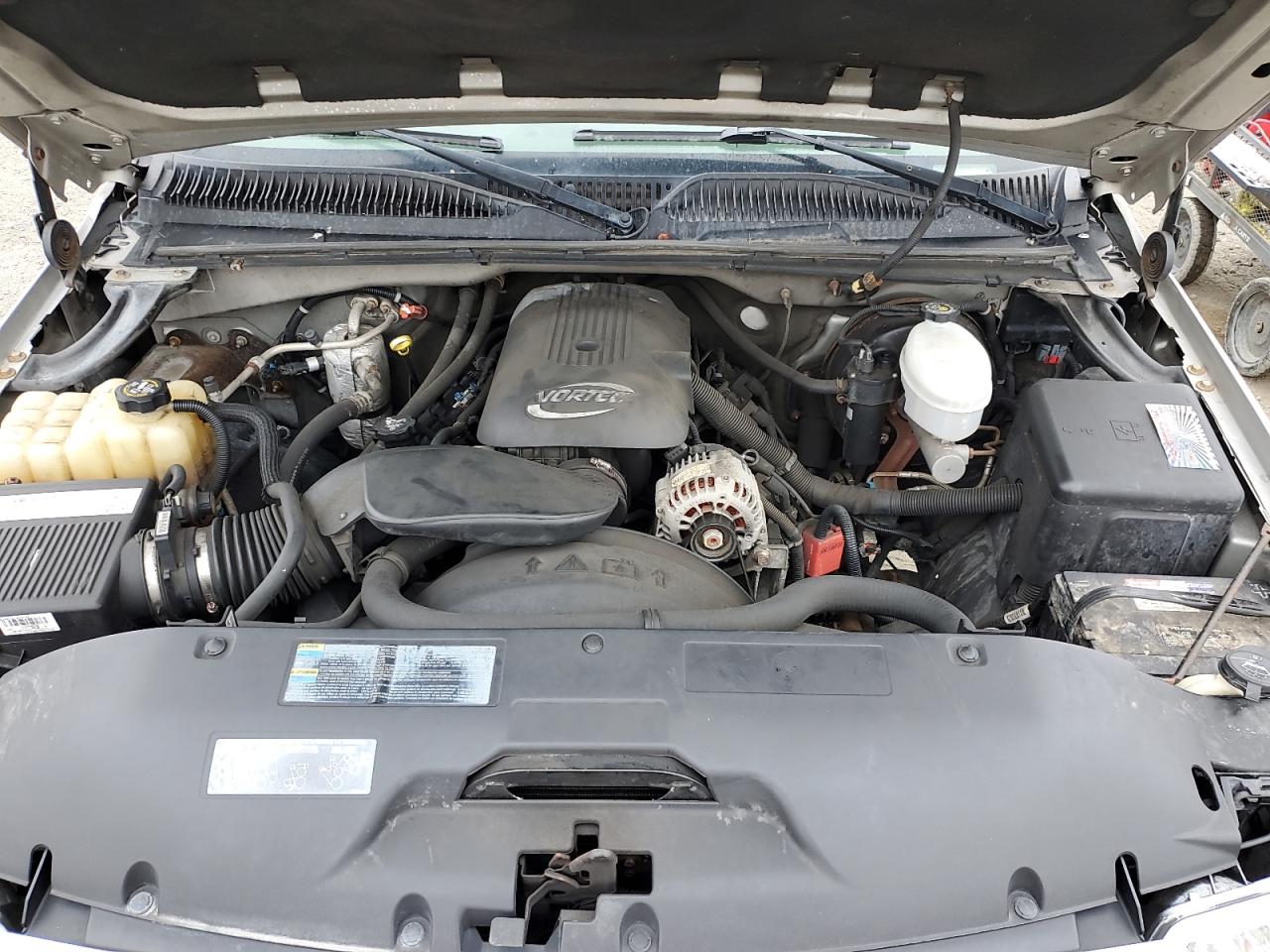 2004 GMC New Sierra C1500 VIN: 2GTEC19V241165060 Lot: 57453075