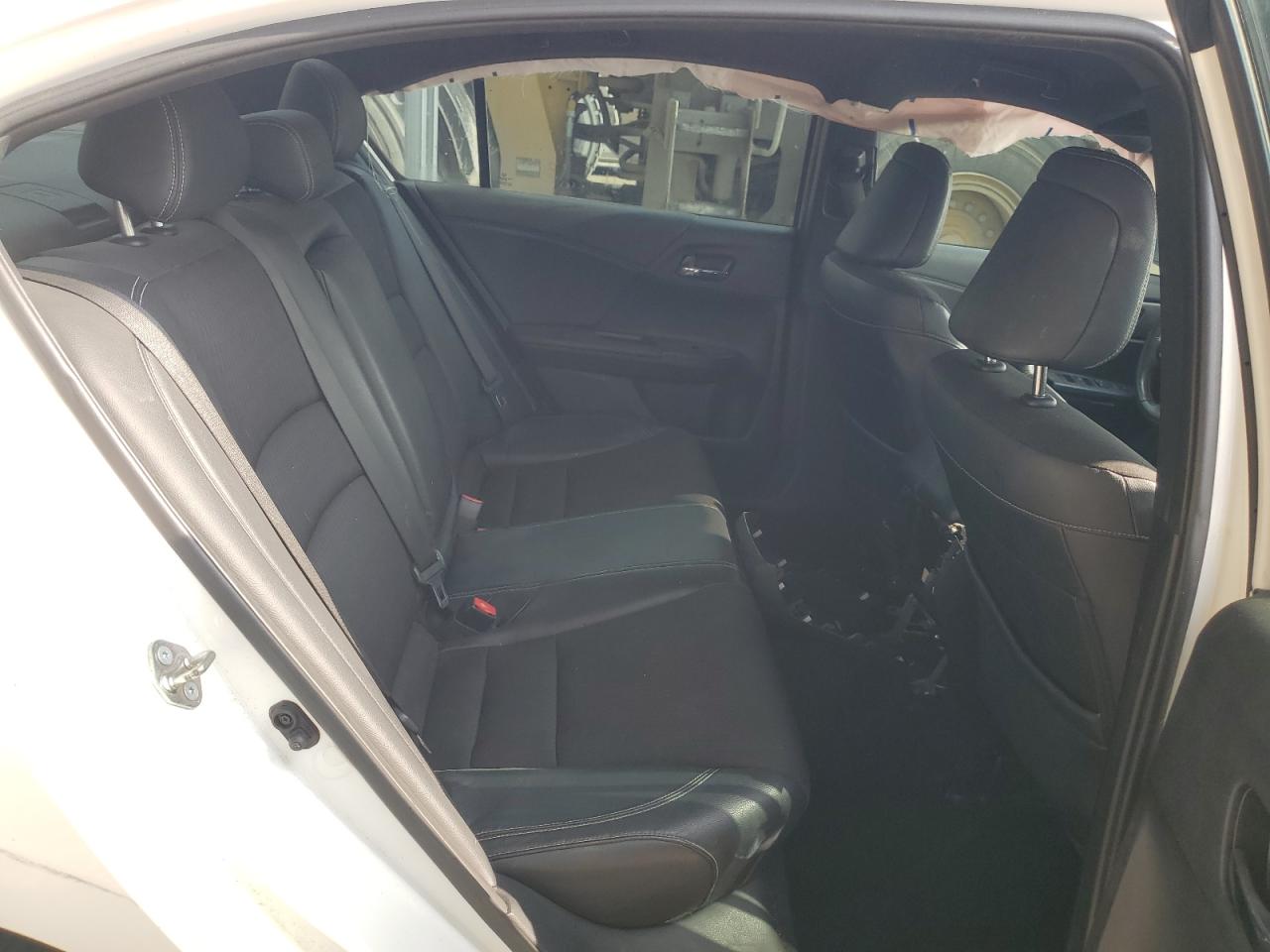 1HGCR2F54HA210853 HONDA ACCORD 2017
