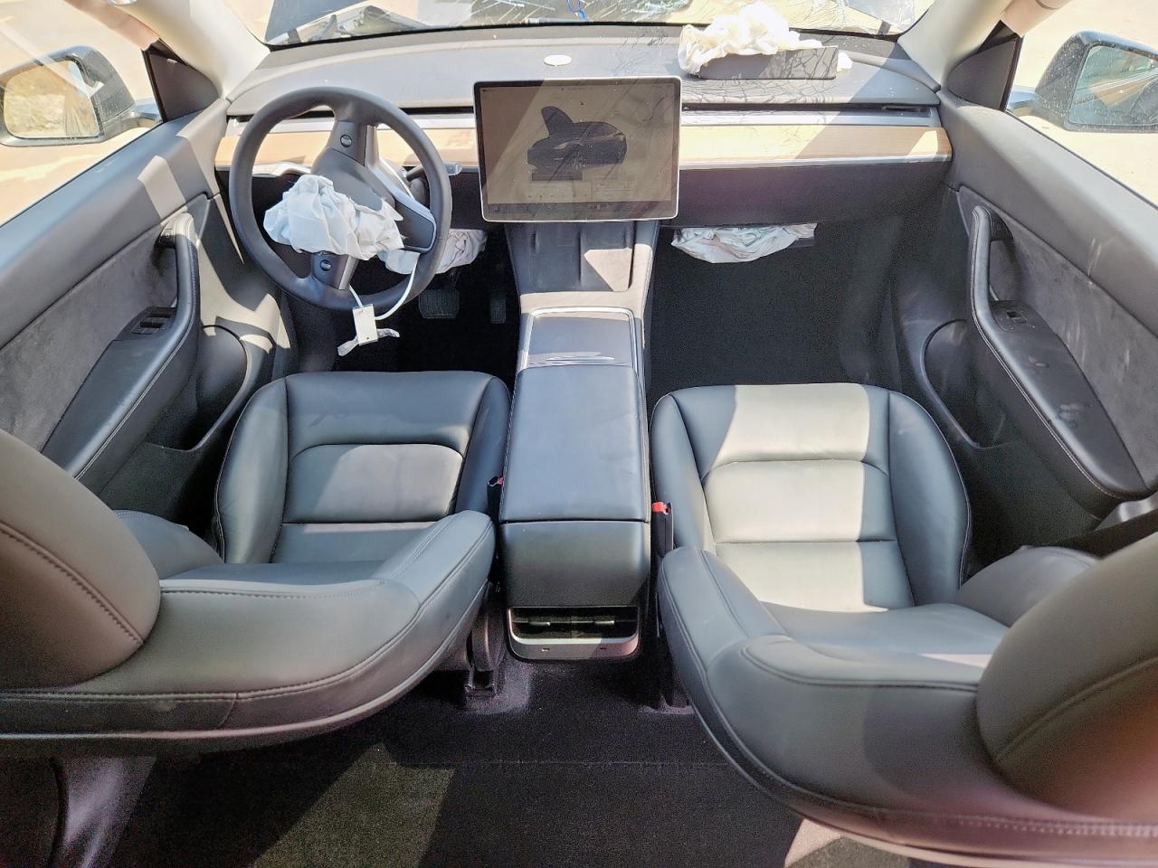 2022 Tesla Model Y VIN: 7SAYGDEE9NA002767 Lot: 58671105