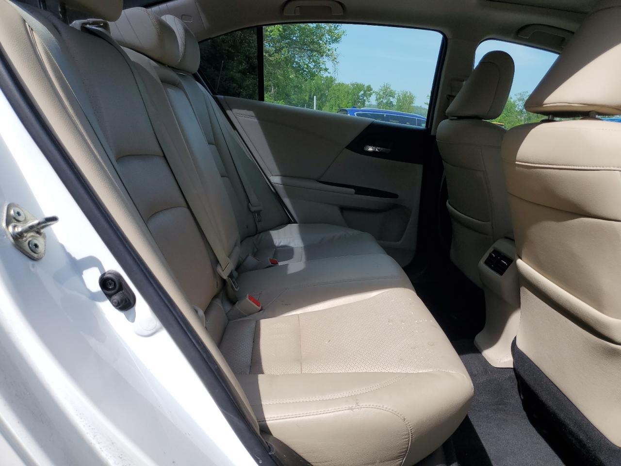 1HGCR3F87GA010080 HONDA ACCORD 2016