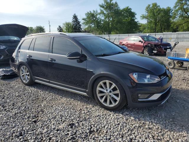 VOLKSWAGEN GOLF 2017 Черный