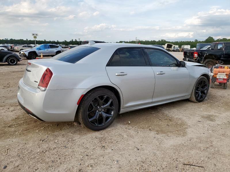  CHRYSLER 300 2022 Srebrny