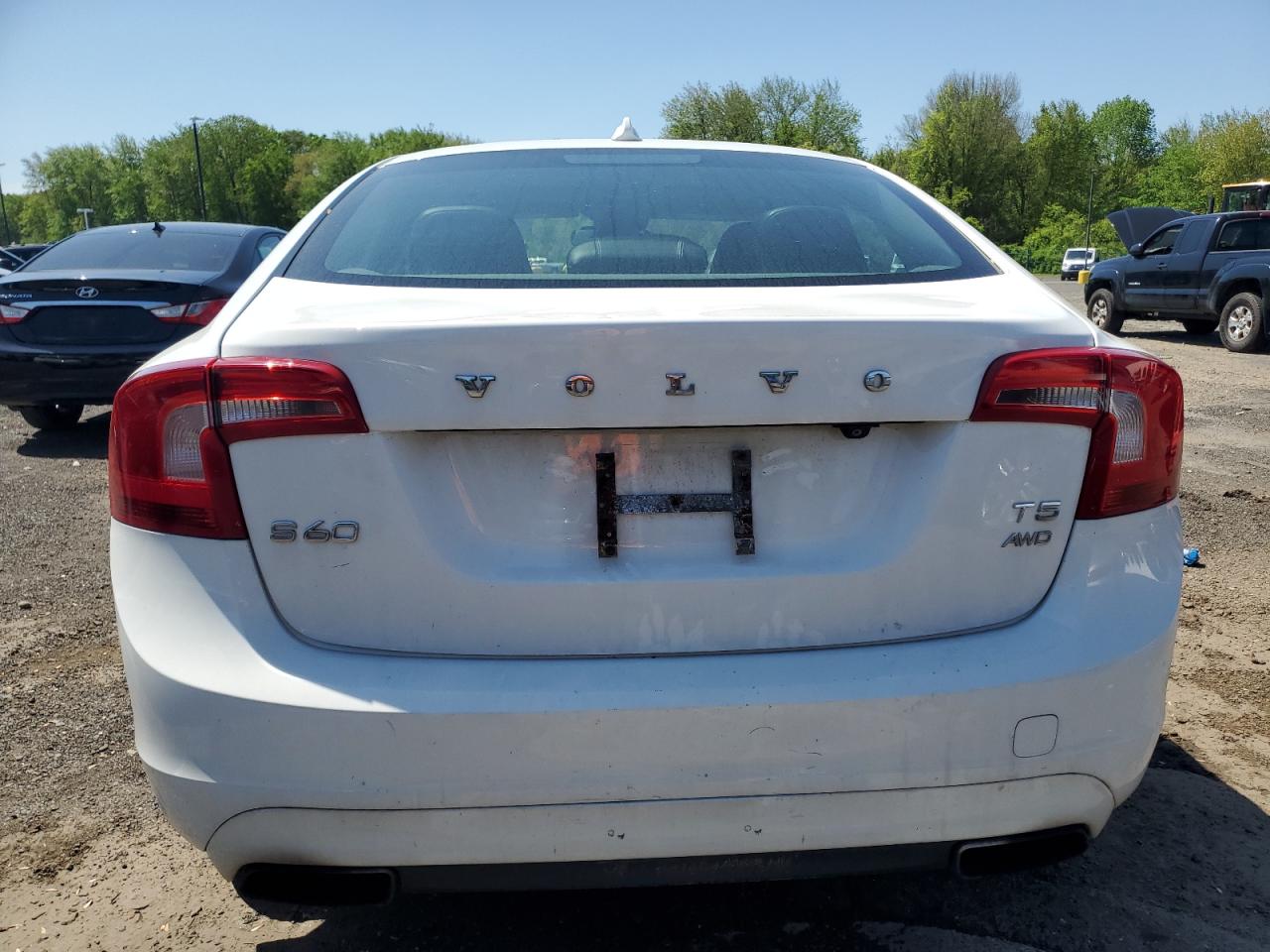 2014 Volvo S60 T5 VIN: YV1612FH9E1287074 Lot: 56567105