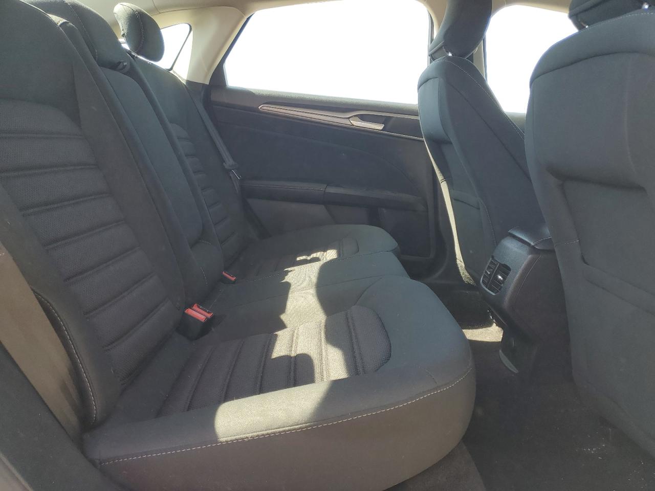 2019 Ford Fusion Se VIN: 3FA6P0LU1KR124873 Lot: 57161255