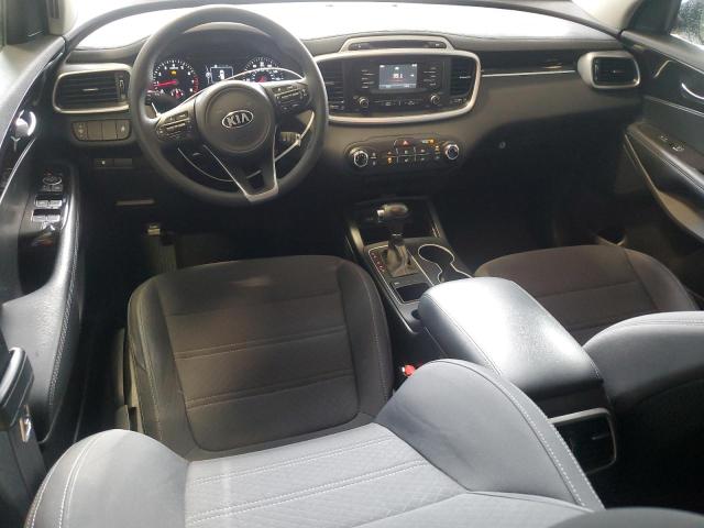  KIA SORENTO 2017 Серебристый
