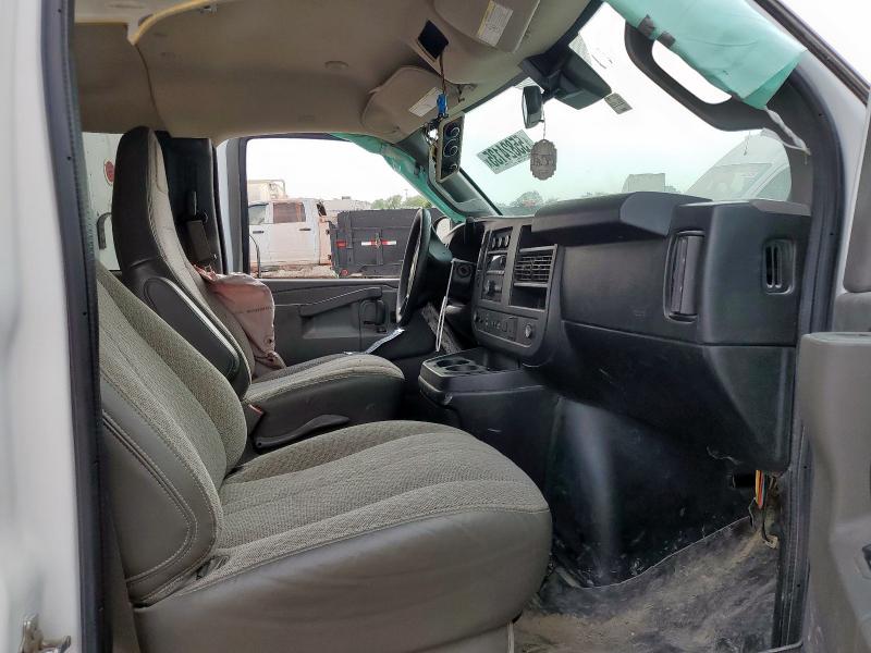  CHEVROLET EXPRESS 2020 Белый