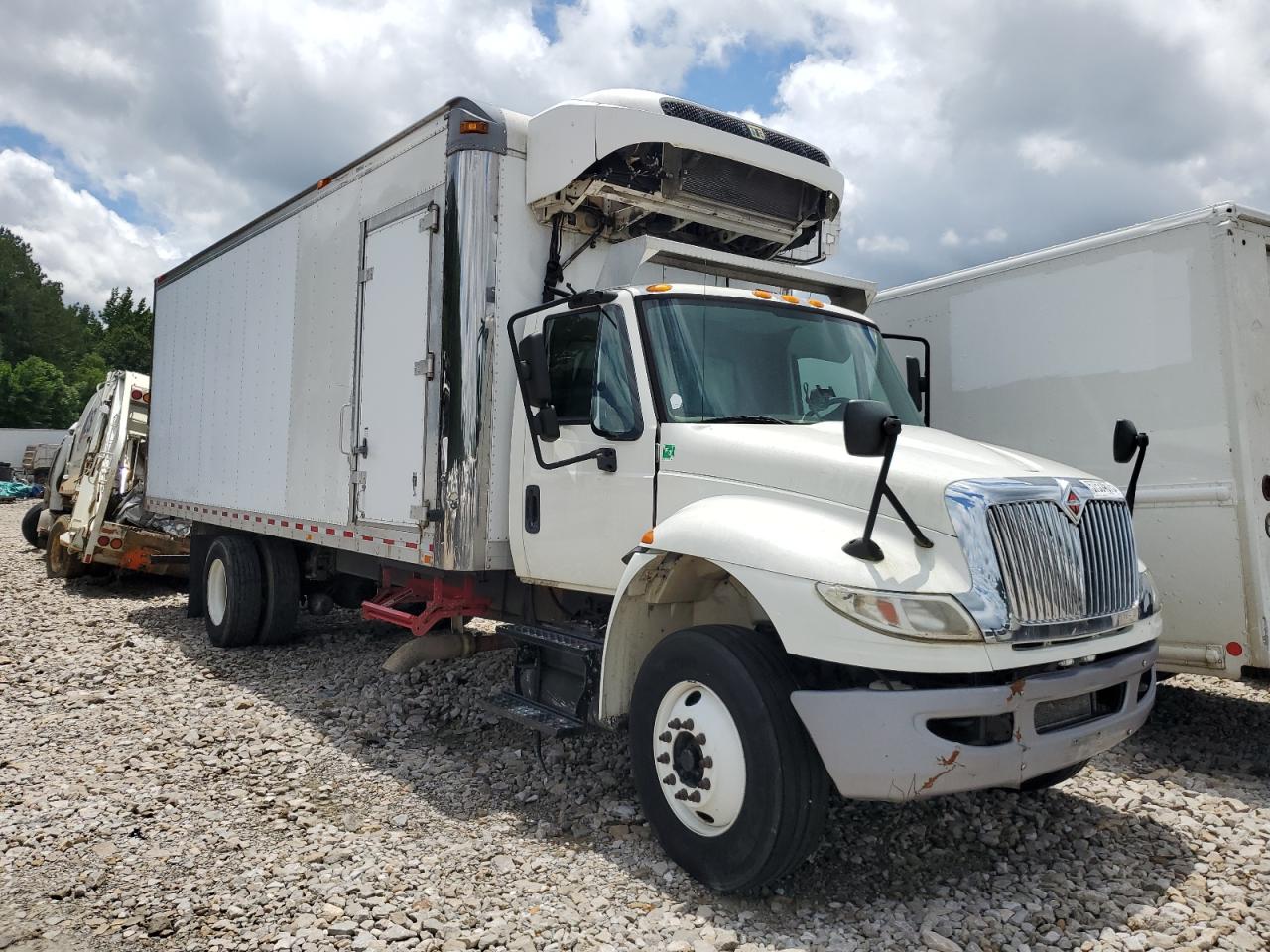 2018 International 4000 4300 на продаже в Florence, MS - Vandalism