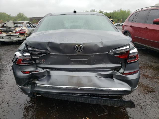  VOLKSWAGEN PASSAT 2017 Gray