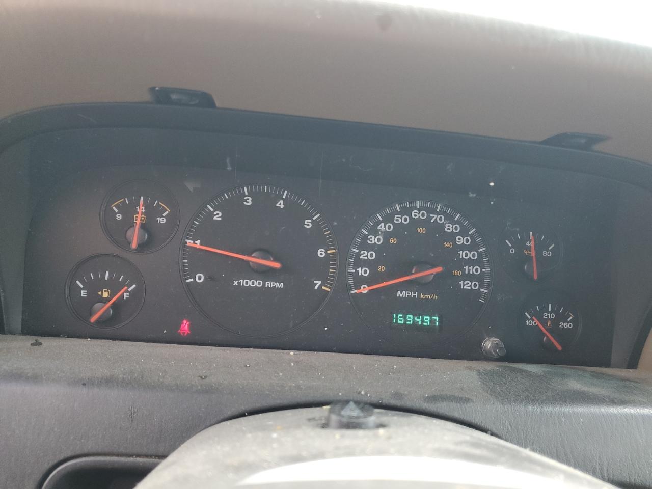 2001 Jeep Grand Cherokee Laredo VIN: 1J4GW48SX1C620097 Lot: 56902055