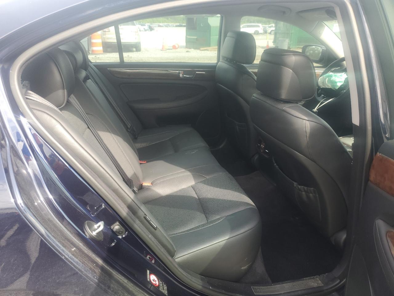 2009 Hyundai Genesis 3.8L VIN: KMHGC46E29U022051 Lot: 57352695
