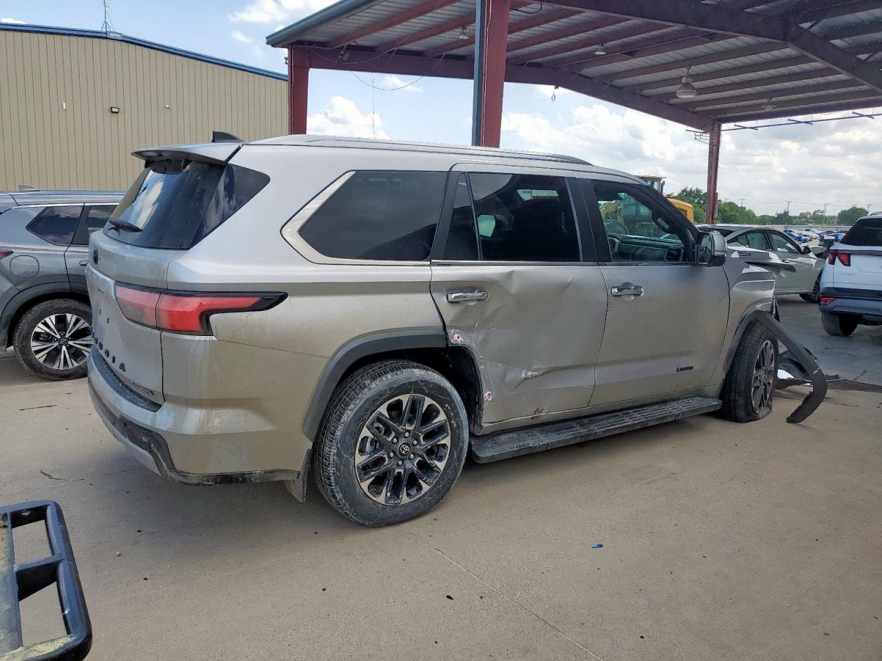 7SVAAAAA0SX003883 TOYOTA SEQUOIA 2025