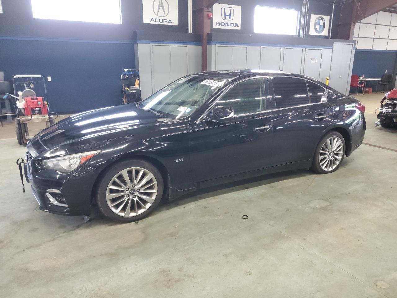 2018 Infiniti Q50 Luxe for Sale in East Granby, CT - Minor Dent/Scratches