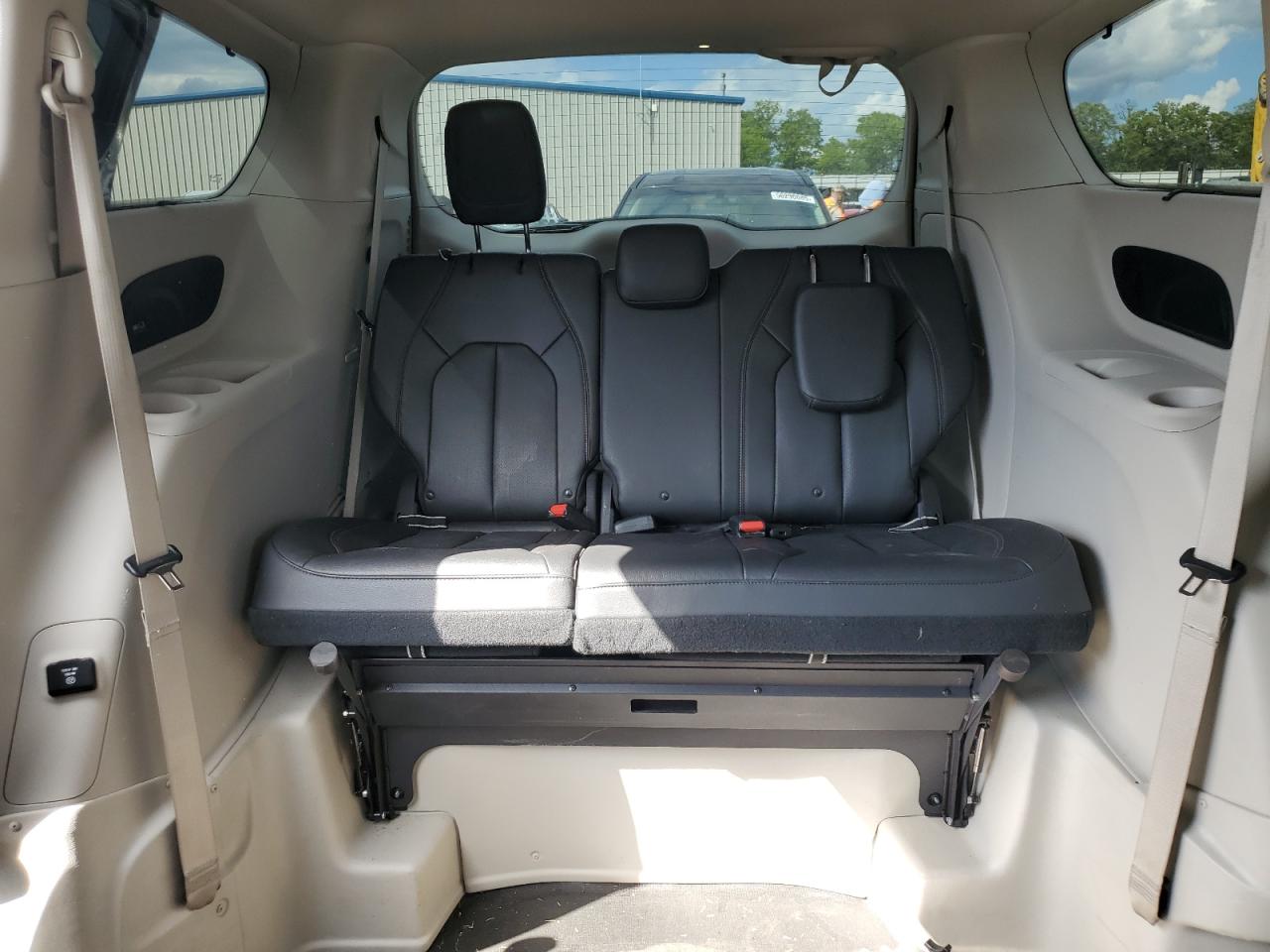 2018 Chrysler Pacifica Touring L Plus VIN: 2C4RC1EG2JR364938 Lot: 56765415