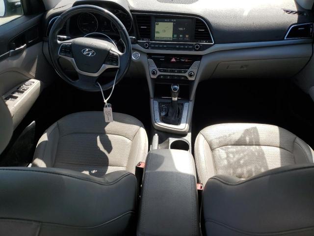  HYUNDAI ELANTRA 2017 Сріблястий