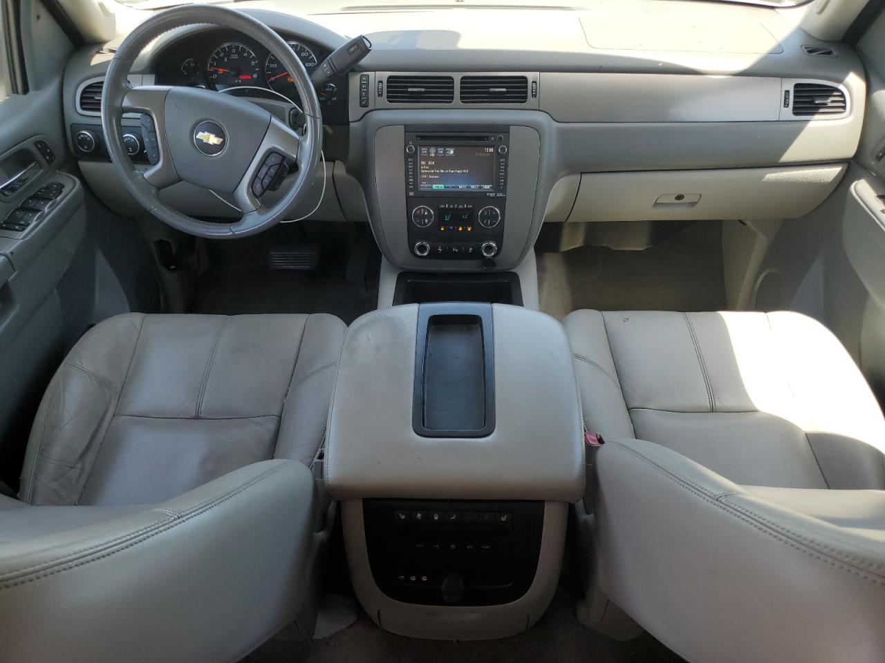 2014 Chevrolet Suburban K1500 Lt VIN: 1GNSKJE71ER183319 Lot: 56903485