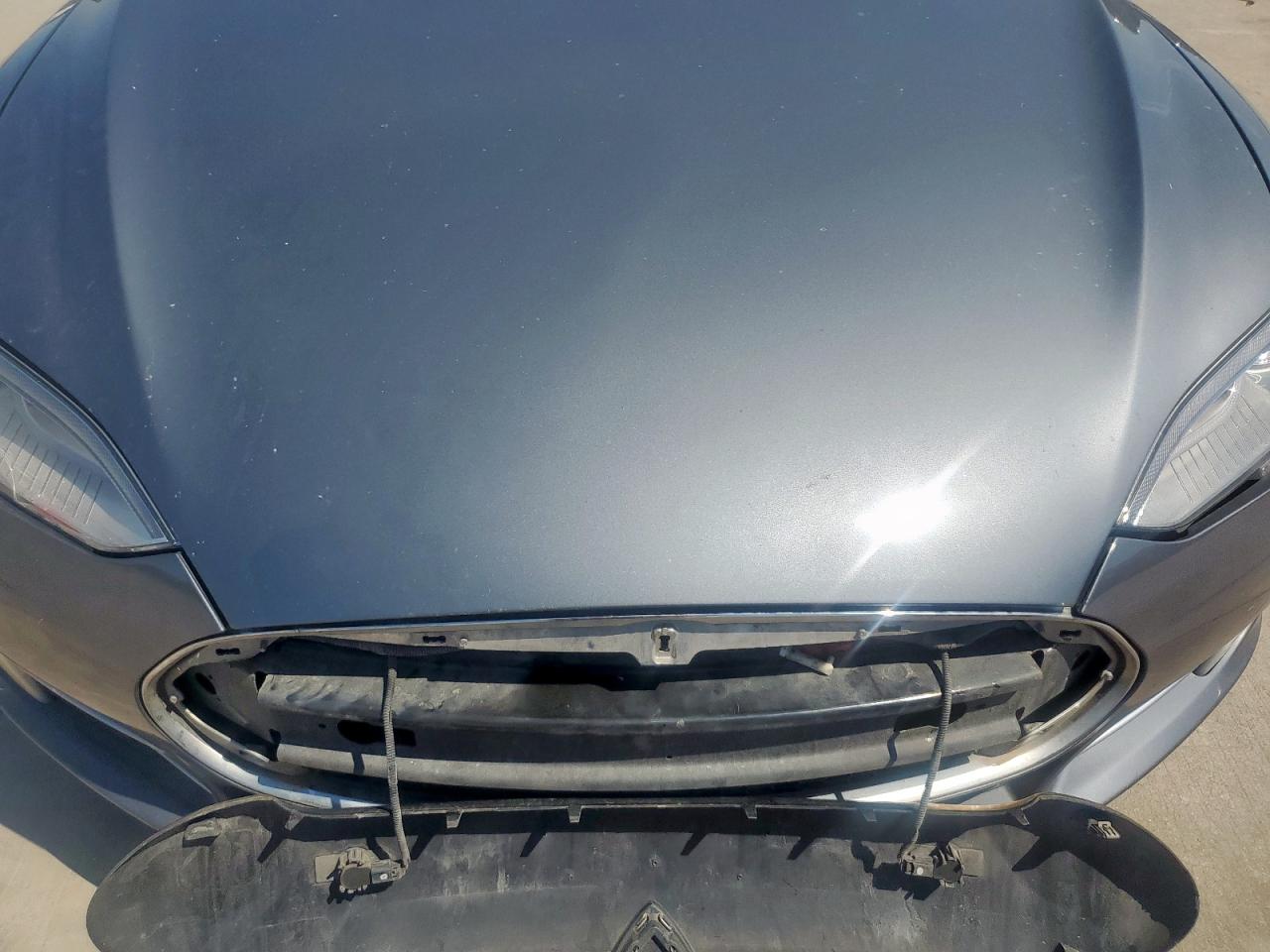 2013 Tesla Model S VIN: 5YJSA1DNXDFP20110 Lot: 56651865