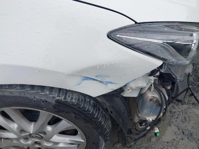 2015 MAZDA 3 SE-L