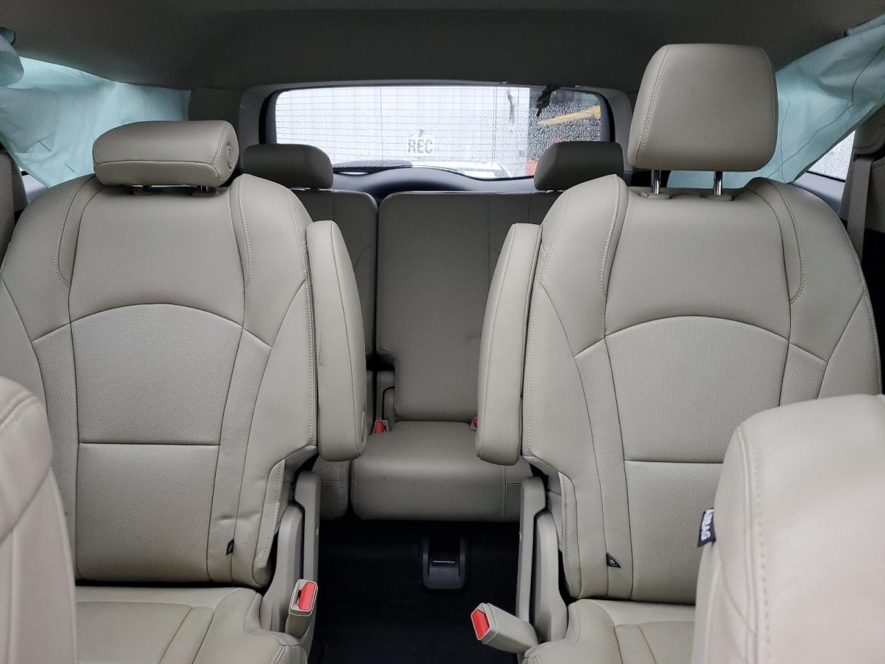 2018 Buick Enclave Essence VIN: 5GAERBKW0JJ172471 Lot: 56487535