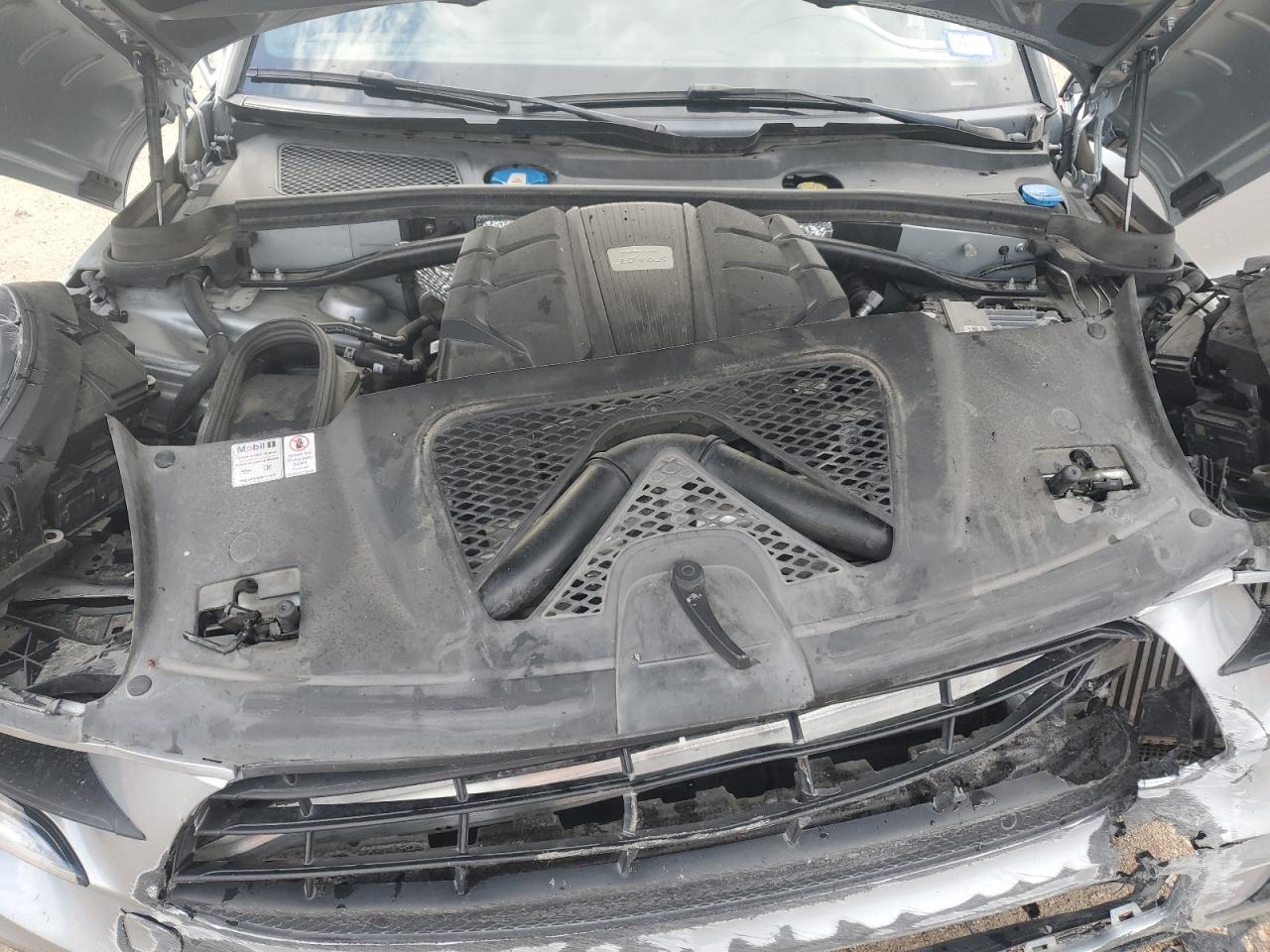 2020 Porsche Macan S VIN: WP1AB2A53LLB31591 Lot: 56244825