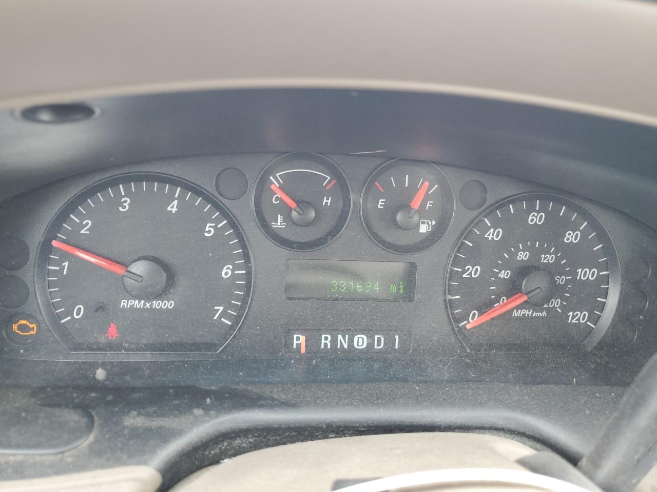 2005 Ford Taurus Se VIN: 1FAFP532X5A136661 Lot: 56472285