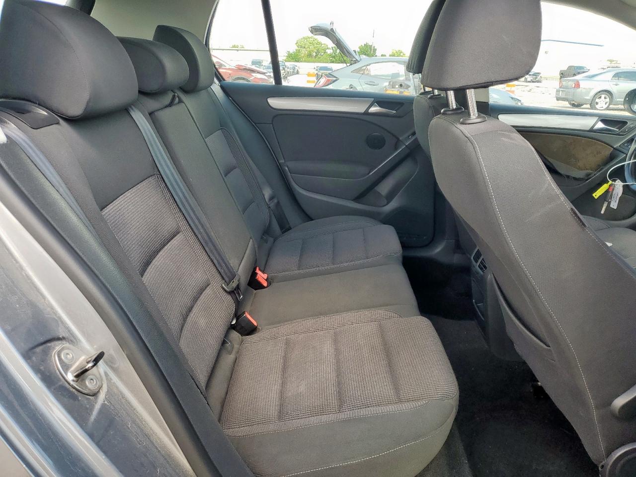 2011 Volkswagen Golf VIN: WVWDM7AJ2BW081525 Lot: 58238555