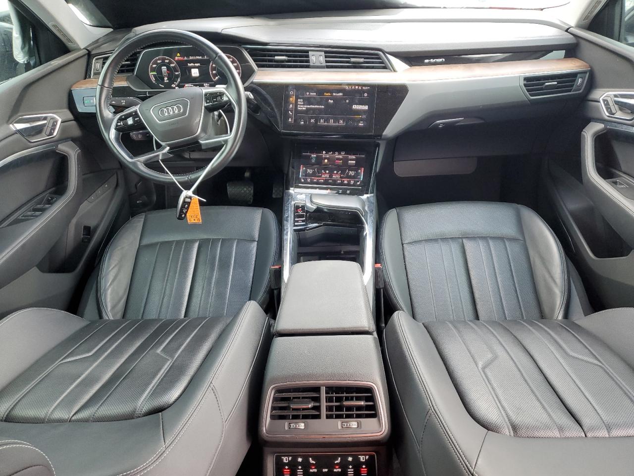 2019 Audi E-Tron Premium Plus VIN: WA1LAAGE8KB024694 Lot: 54429195