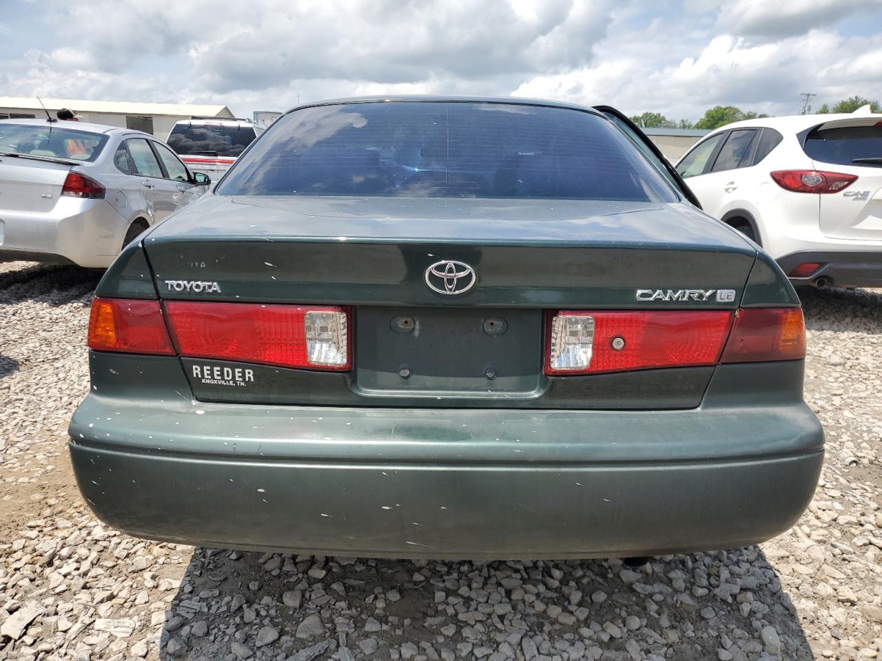 2000 Toyota Camry Ce VIN: 4T1BG22K0YU708702 Lot: 56755285