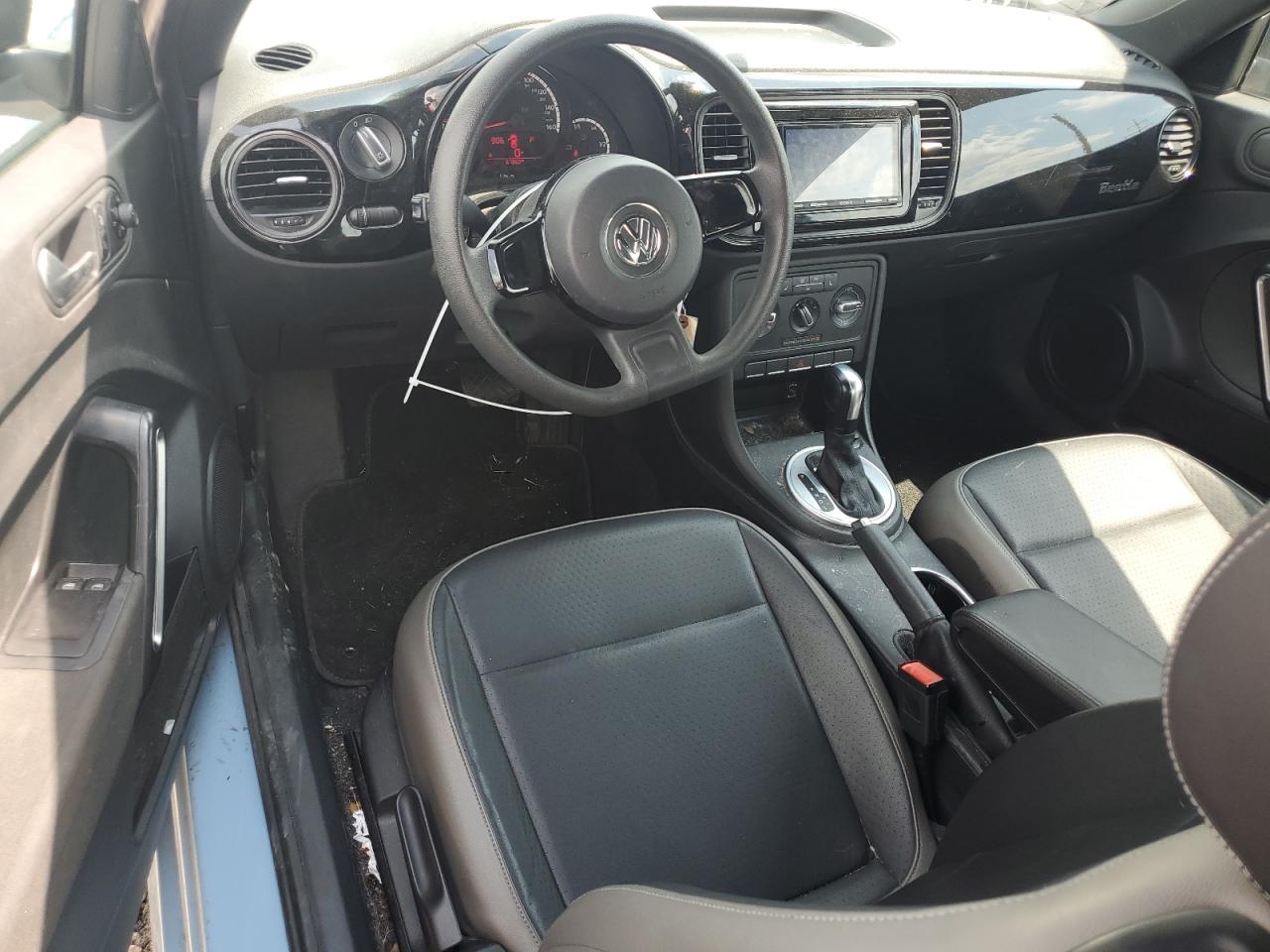 2015 Volkswagen Beetle 1.8T VIN: 3VWF17AT4FM653507 Lot: 56514045