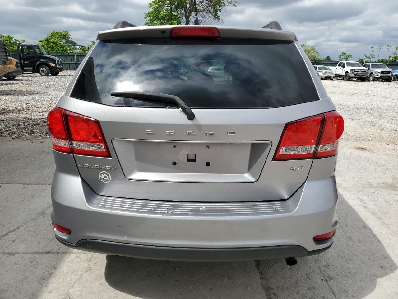 2015 Dodge Journey - Image 6