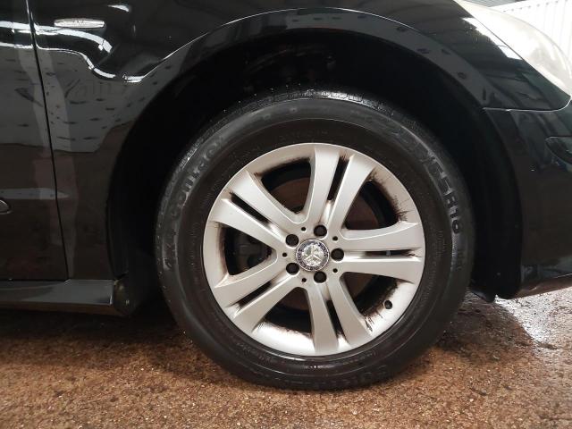 2010 MERCEDES BENZ R300 GR ED
