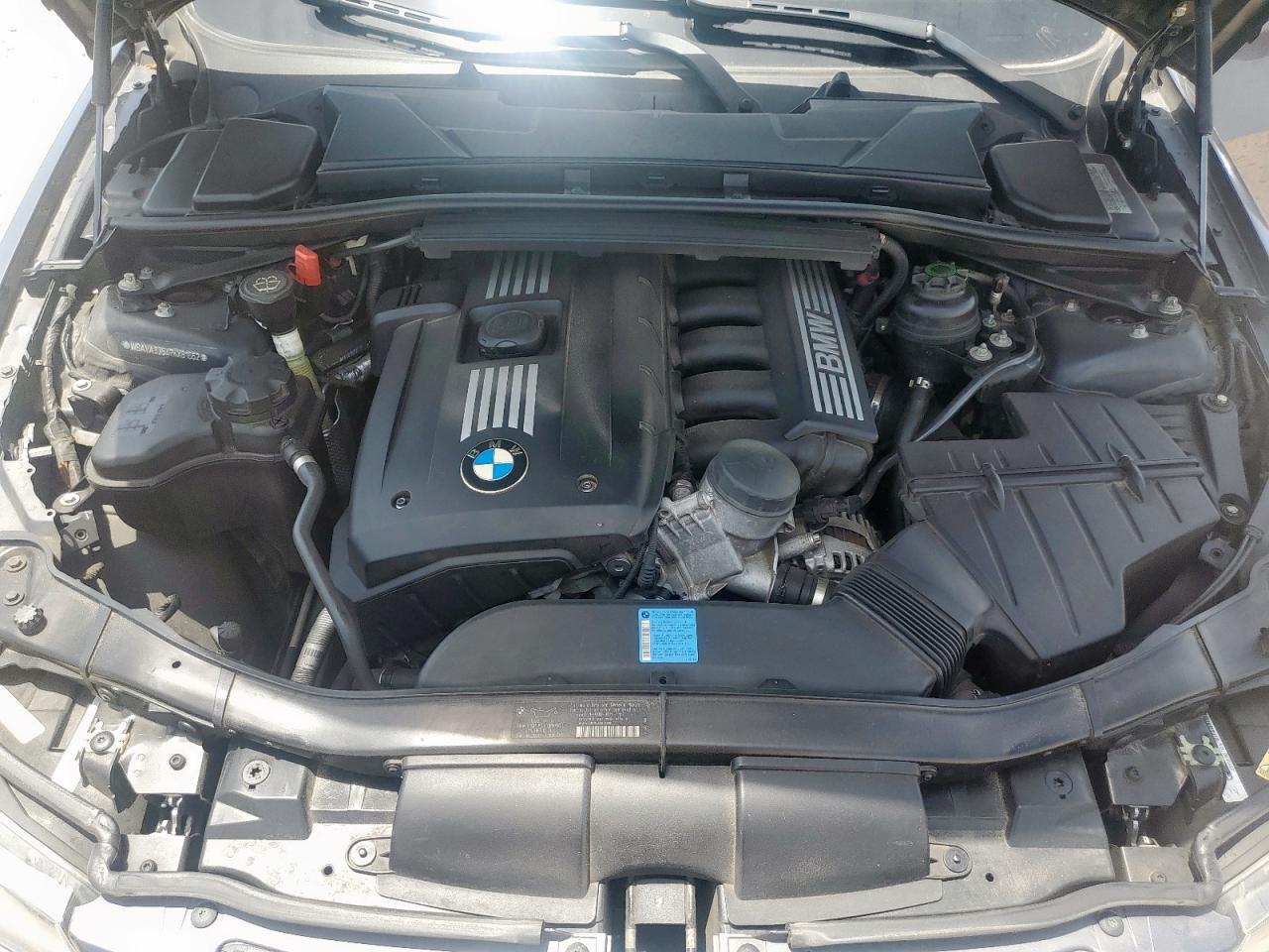 2007 BMW 328 I VIN: WBAVA33547KX81662 Lot: 57052975