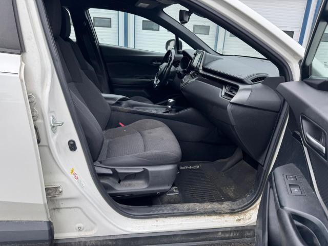  TOYOTA C-HR 2018 White