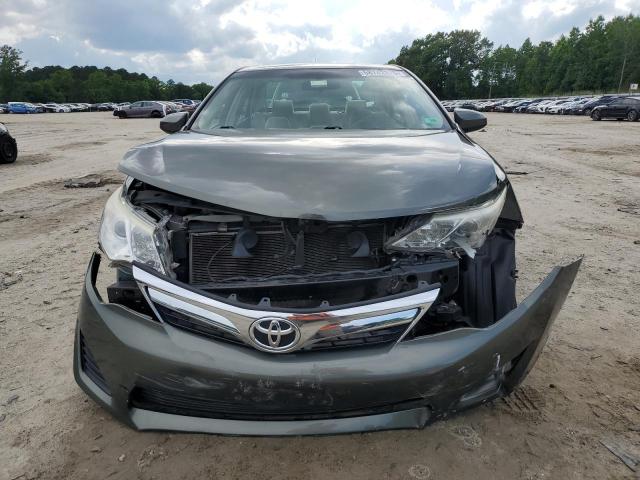  TOYOTA CAMRY 2014 Зеленый