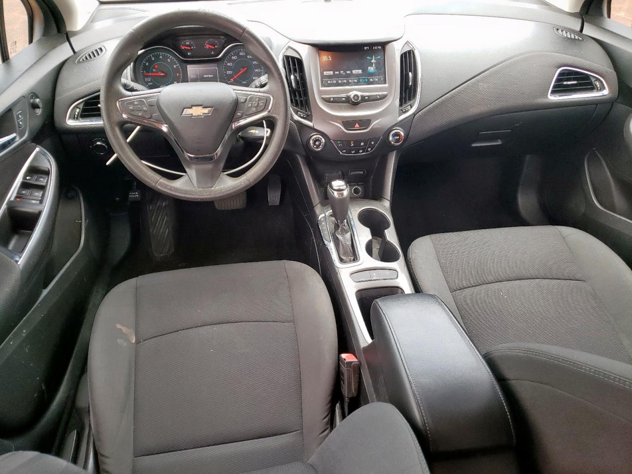 2017 Chevrolet Cruze Lt VIN: 1G1BE5SM9H7102092 Lot: 57253465