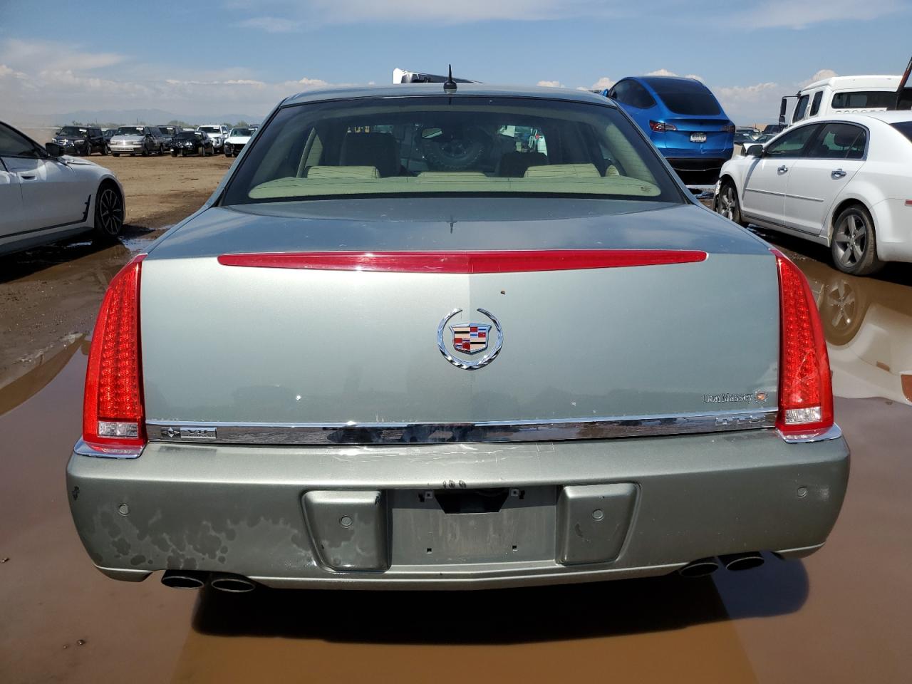 2007 Cadillac Dts VIN: 1G6KD57Y07U126807 Lot: 56376885
