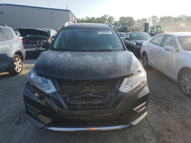  NISSAN ROGUE 2018 Czarny