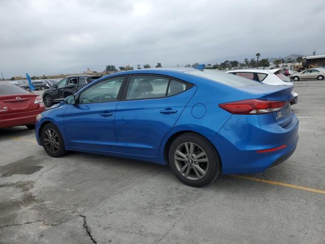  HYUNDAI ELANTRA 2018 Синий