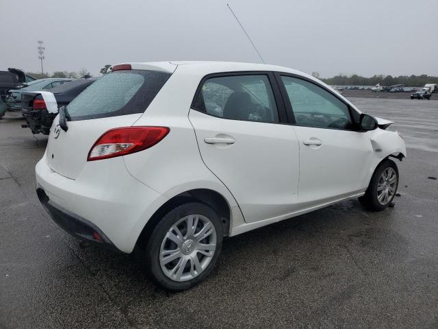  MAZDA 2 2012 White
