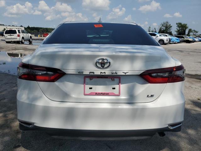  TOYOTA CAMRY 2021 White