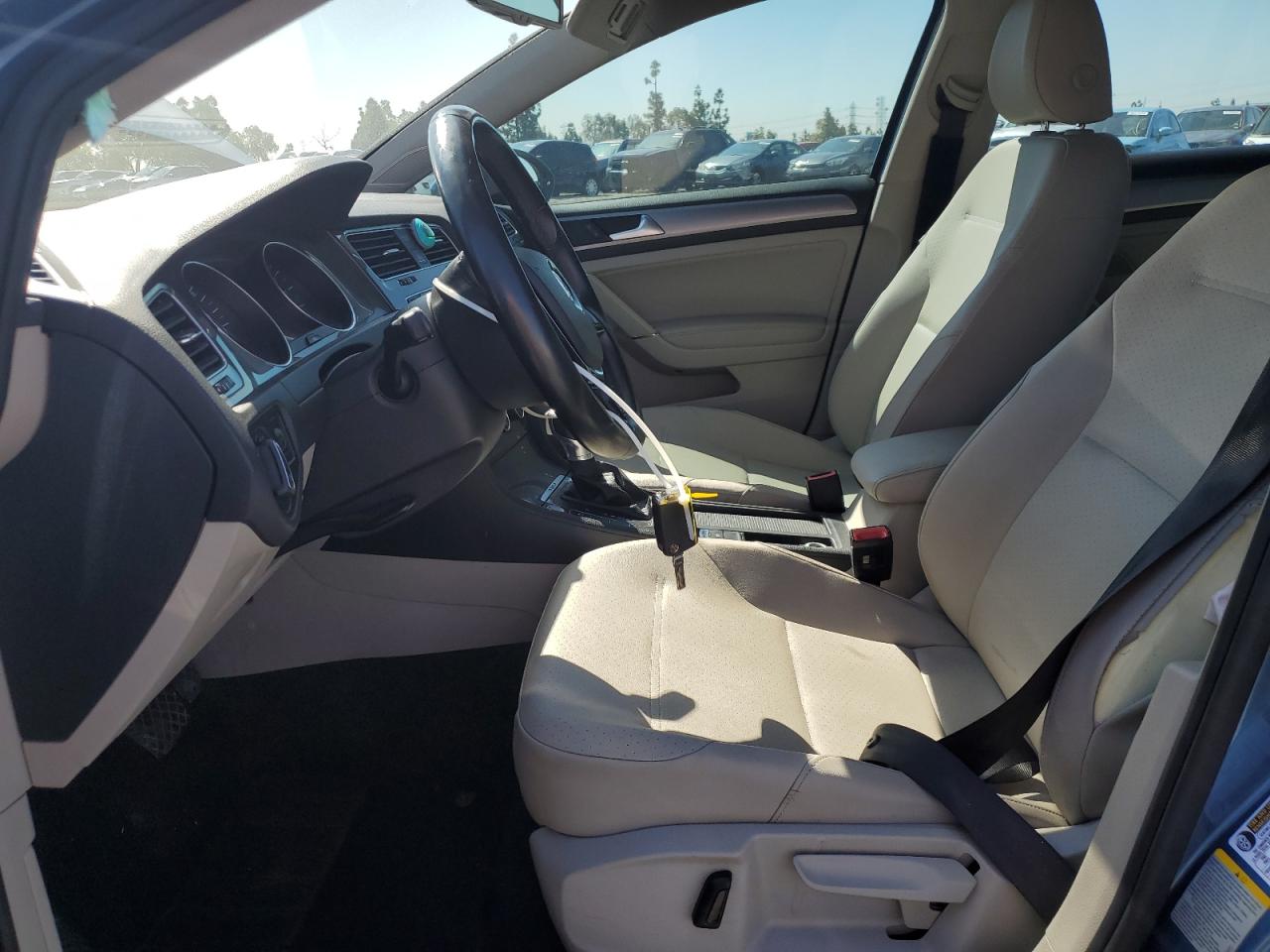 2015 Volkswagen E-Golf Sel Premium VIN: WVWPP7AUXFW902150 Lot: 55882685