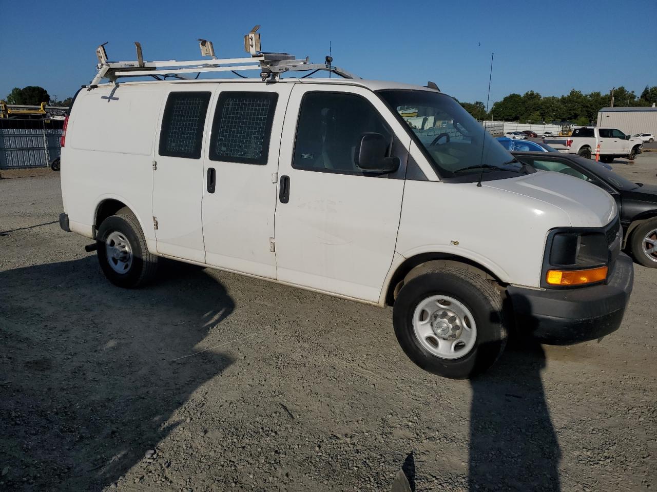 1GCWGAFF1G1237768 CHEVROLET EXPRESS 2016