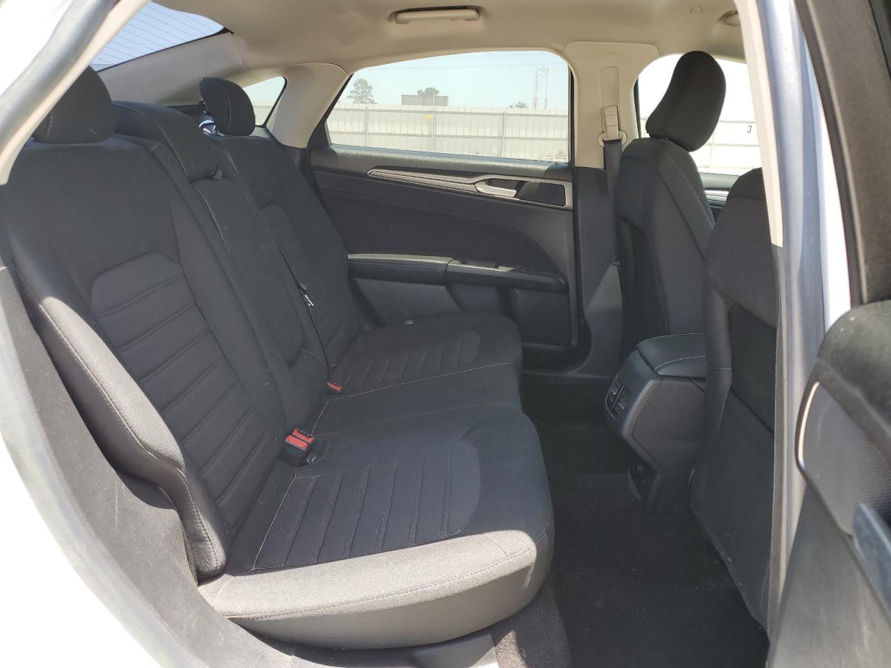 2020 Ford Fusion Se VIN: 3FA6P0LU1LR119089 Lot: 54028545