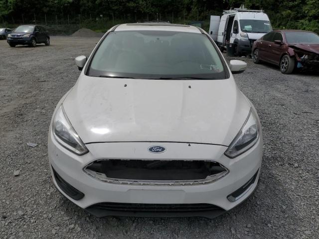  FORD FOCUS 2018 Белы