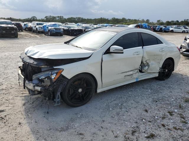 Седаны MERCEDES-BENZ CLA-CLASS 2017 Белый