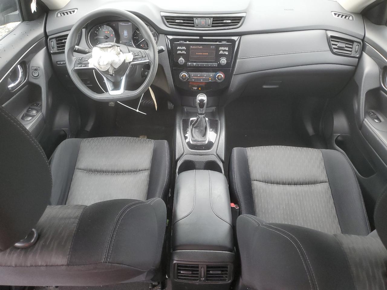 JN8AT2MV7HW256260 NISSAN ROGUE 2017