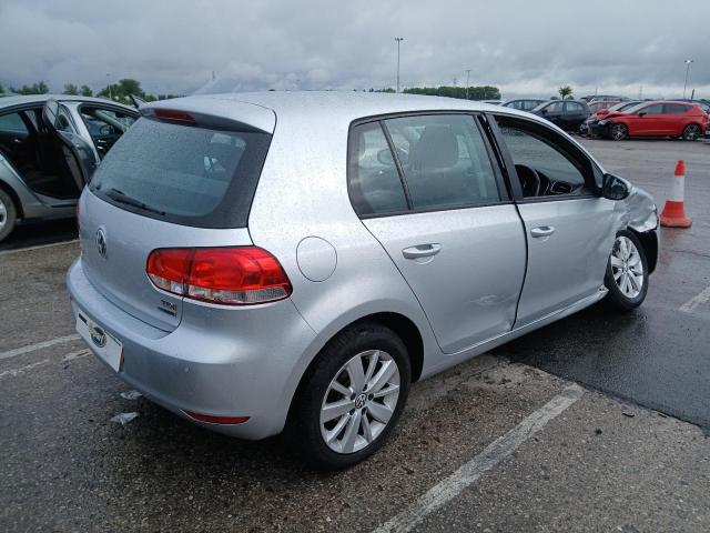 2011 VOLKSWAGEN GOLF MATCH