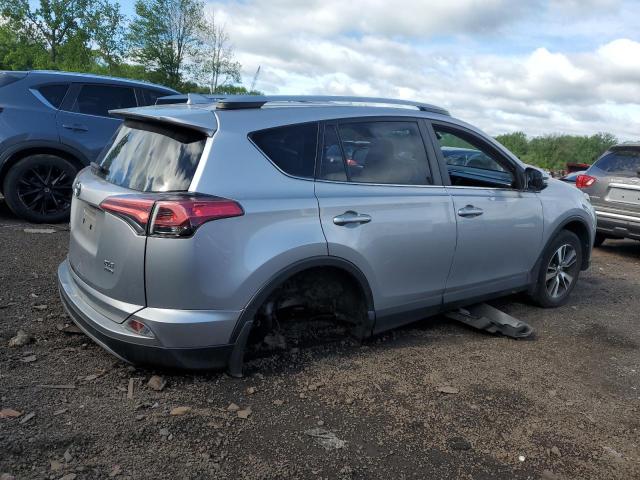  TOYOTA RAV4 2018 Srebrny
